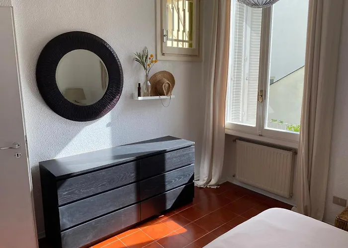 Residenza Mimosa * فاراتسي